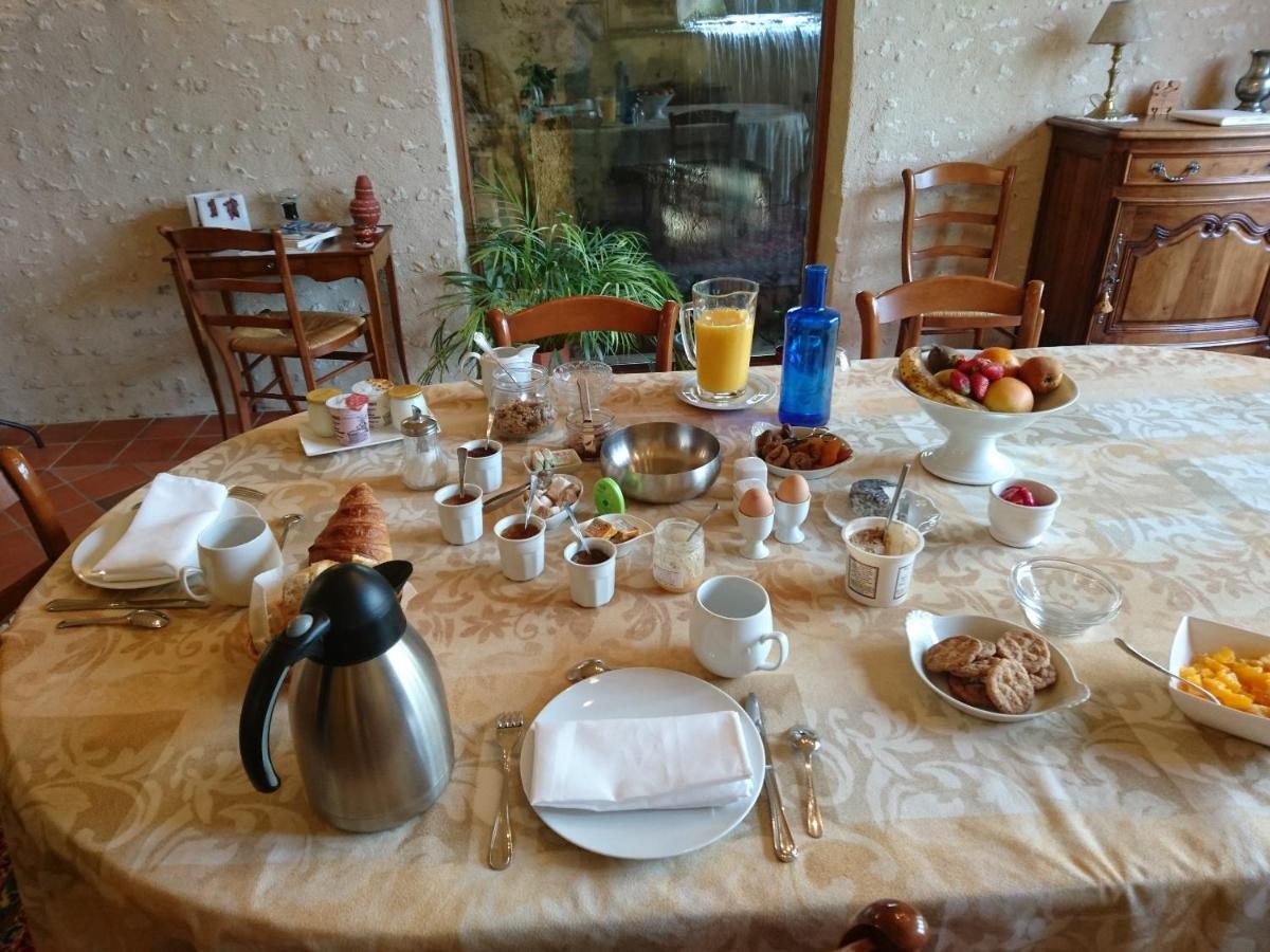 Bed and Breakfast Moulin Du Fief Gentil Blere Exterior foto